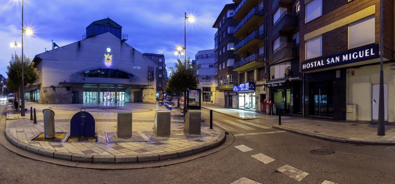 Hostal San Miguel Ponferrada Kültér fotó